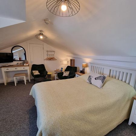 Glan Y Mor Hotel (Adults Only) ลันดิดโน ภายนอก รูปภาพ